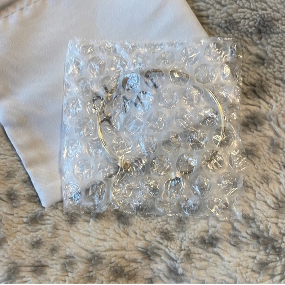 Alex And Ani Flex Cuff Emerald Bracelet - Picture 4 of 4